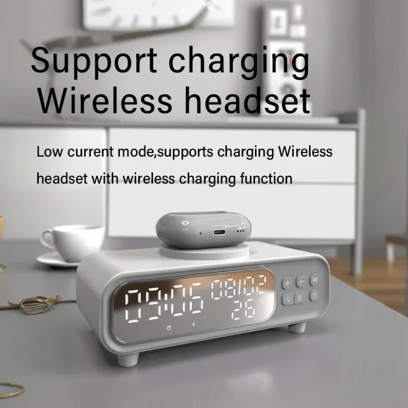 Caricabatterie wireless da 15  - Usb C Earphone recensione e prezzo