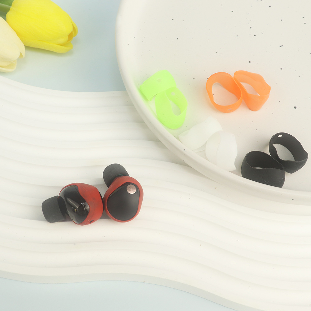 5 paia di tappi auricolari in  - Sony Headphone Wf-1000Xm5 recensione e prezzo